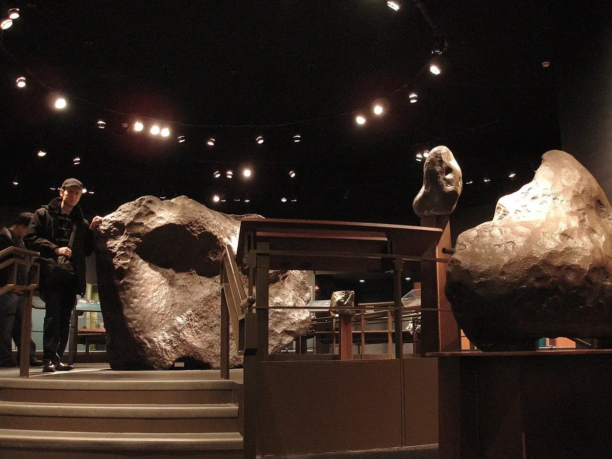 Ahnighito, the 31-tonne largest piece of the Cape York meteorite, American Museum of Natural History, New York