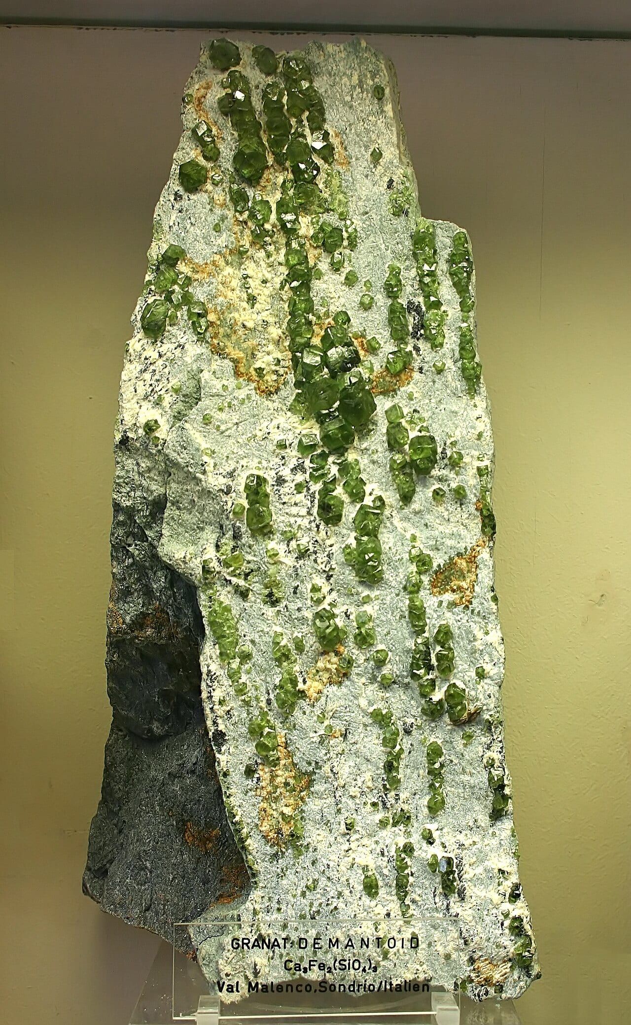 Demantoid örneği (2)