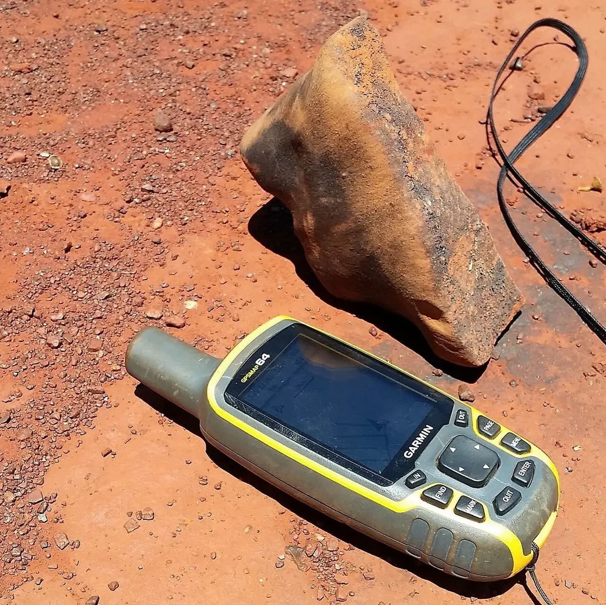 The Dingle Dell ordinary chondrite as it was found in Australia, six days after it fell