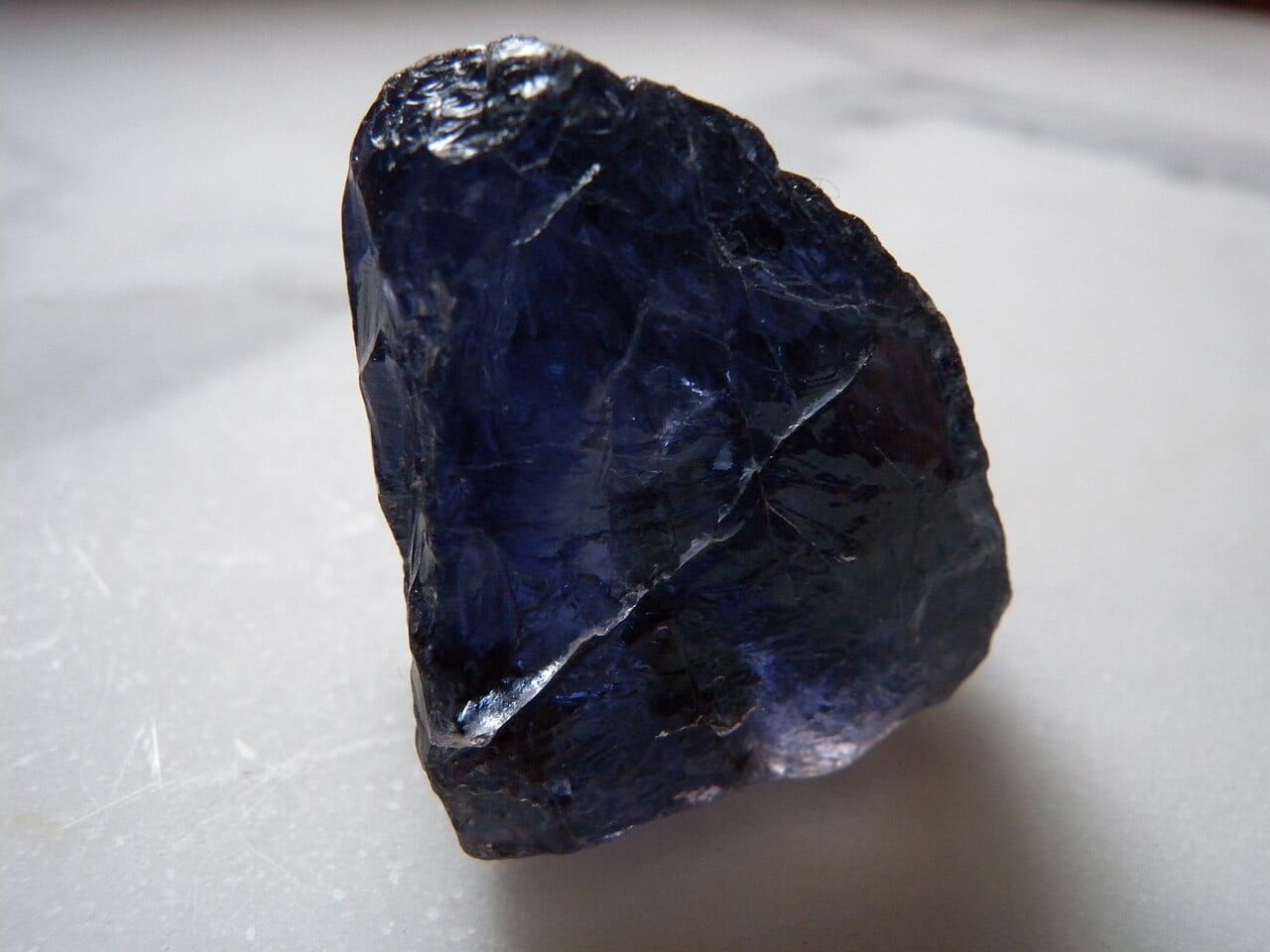 Iolite specimen (2)