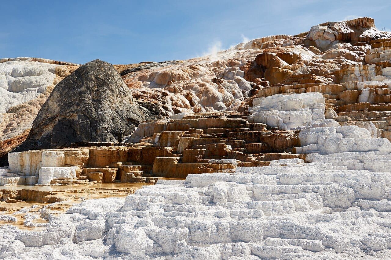 Mammoth Hot Springs terasları, Yellowstone (ABD)