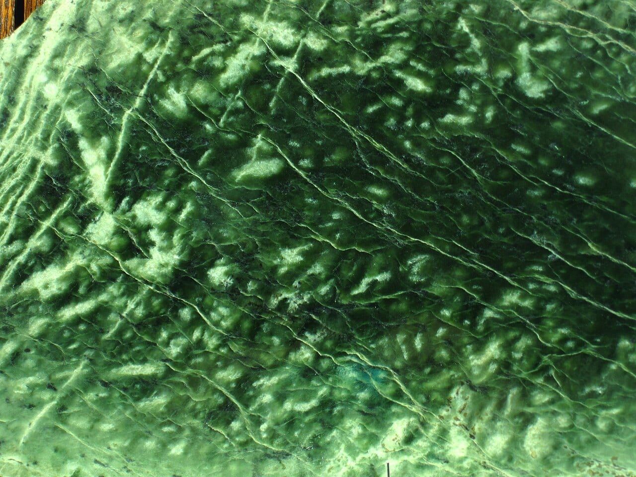 Nephrite specimen (2)