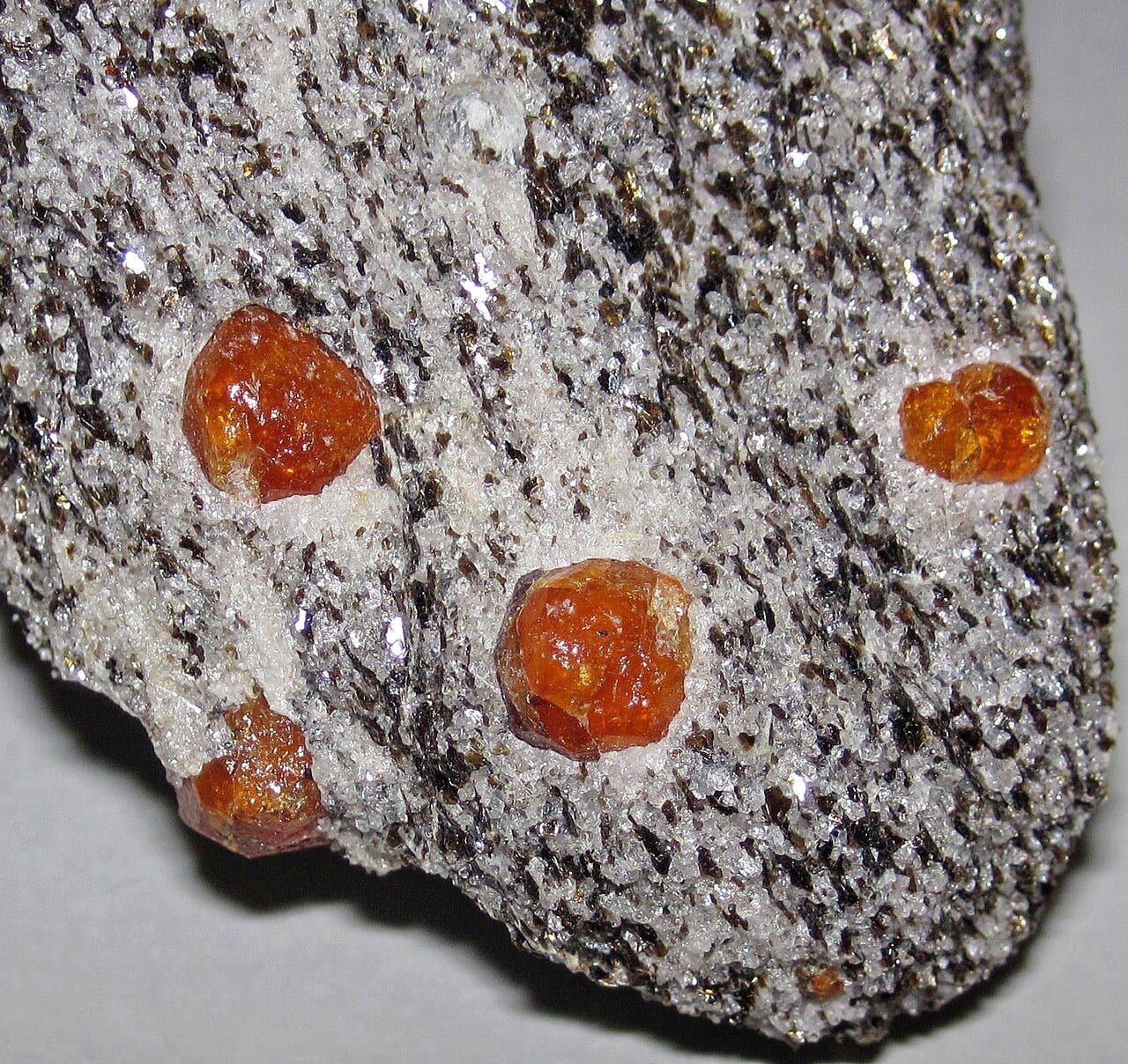 Mandarin garnet specimen (2)