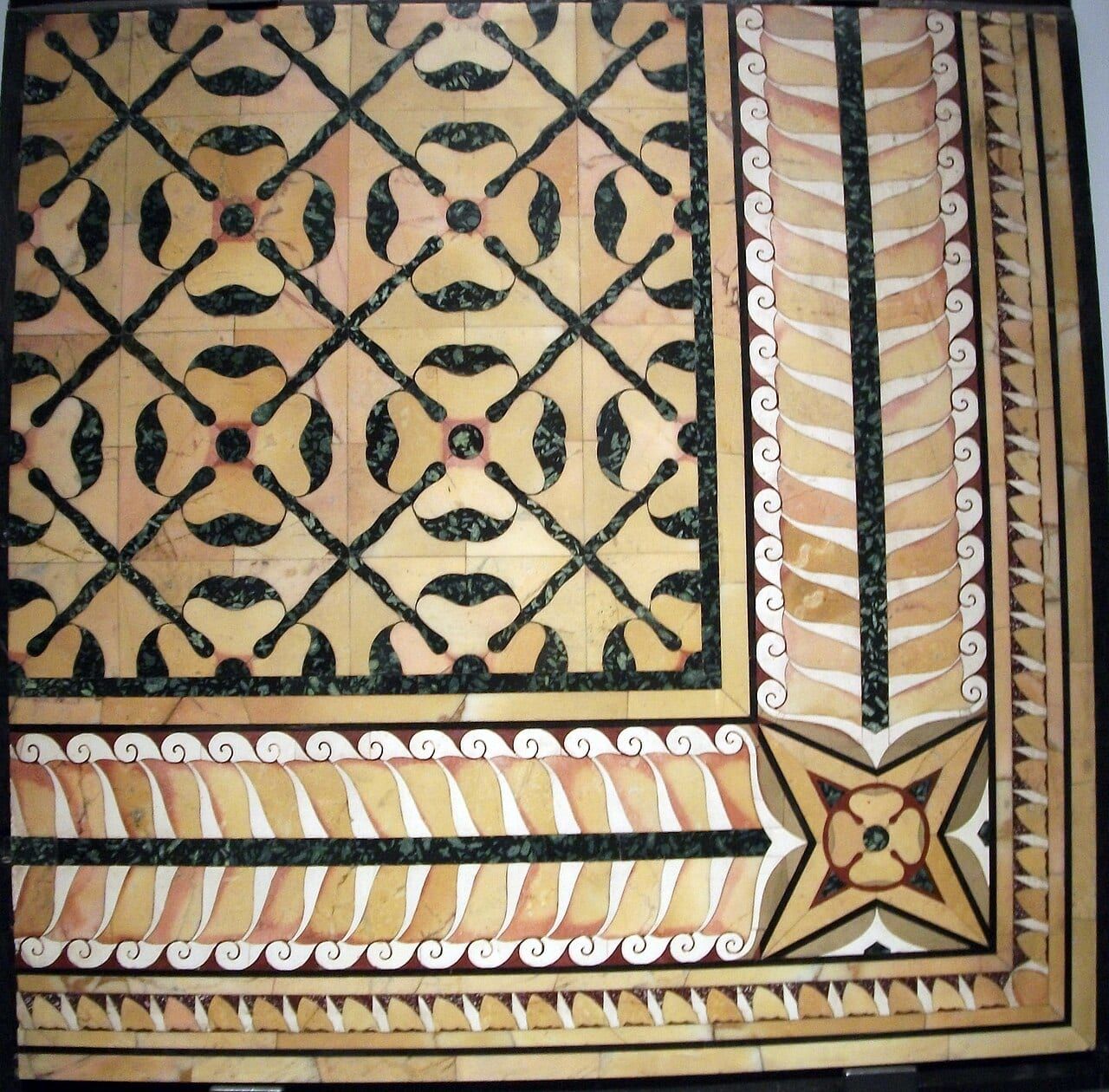 Giallo antico içeren renkli taş döşeme (opus sectile), Palatino Müzesi, Roma