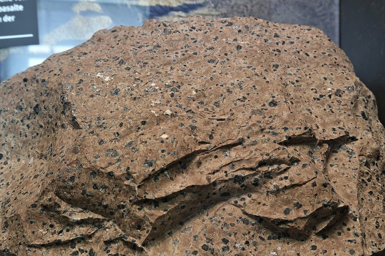 Fonolit örneği (2)