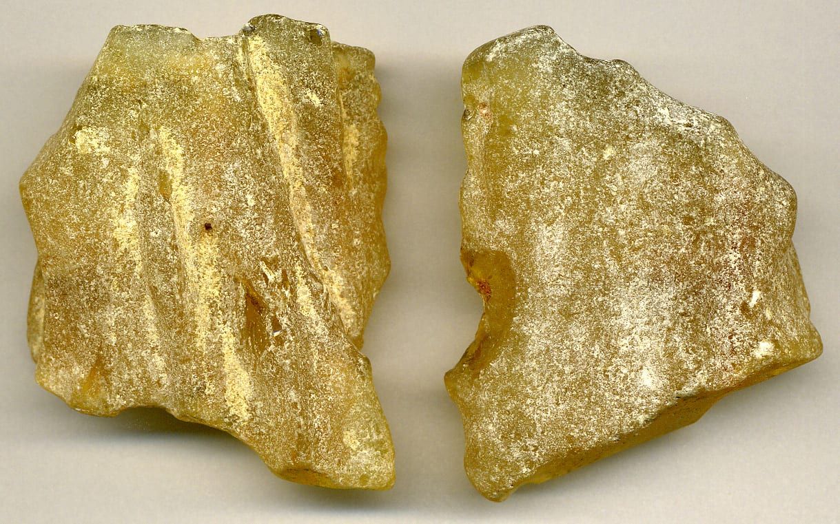 Raw copal pieces, showing the fine network of surface cracks