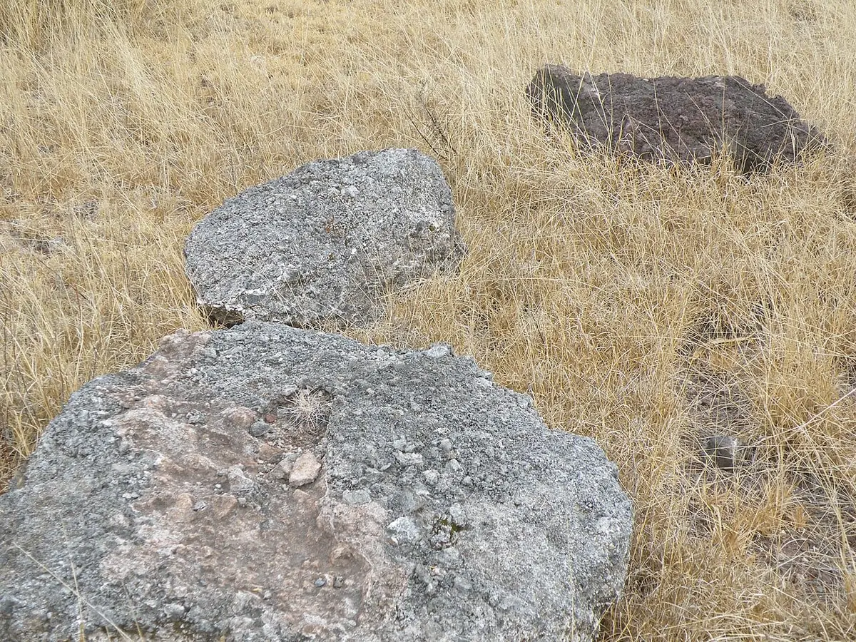 Porous red pieces of tezontle