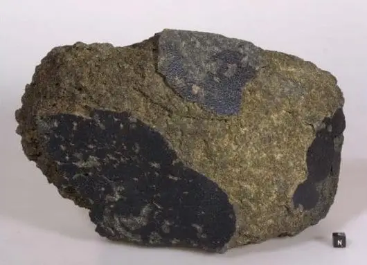Antarktika'da bulunan 13,7 kg'lık Mars meteoriti Yamato 000593
